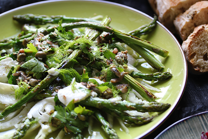Fennel carpaccio with grilled asparagus